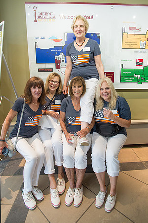 Donna Madden Judy Pazol of Bloomfield Hills Cathy Deutchman of Franklin Phyllis Lowenstein of West Bloomfield Charlene Handleman of Bloomfield Hills
