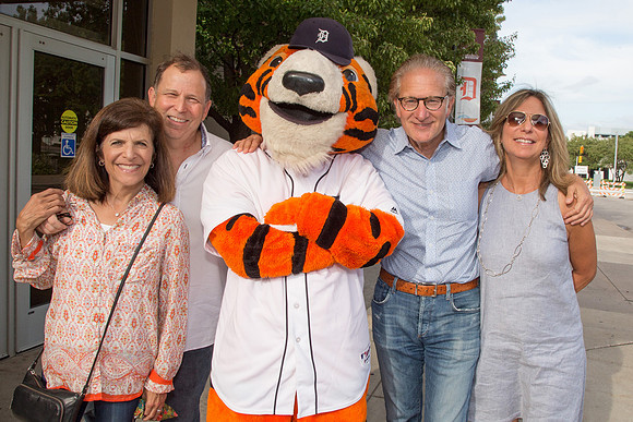 Fran and Aaron Martin of Ann Arbor Paws Mark and Linda Jacobs of Farmington Hills